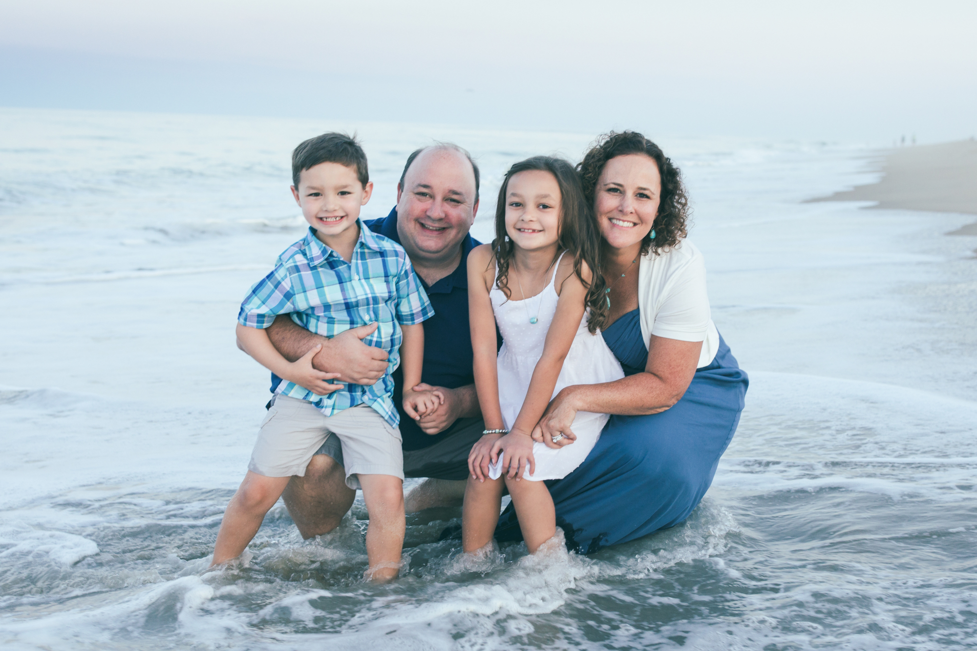 Fun family moment during Bethany Beach session